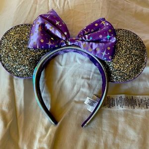 Disney Parks Tomorrowland Minnie Mouse Ear